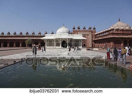 "Jama Masjid Mosque, grave of Shaikh Alauddin Chisti, UNESCO World Cultural Heritage Site, Fatehpur Sikri, Uttar Pradesh, India, Asia" View Large Photo Image Stock Image - "Jama Masjid Mosque, grave of Shaikh Alauddin Chisti, UNESCO World Cultural Heritage Site, Fatehpur Sikri, Uttar Pradesh, India, Asia". Fotosearch
