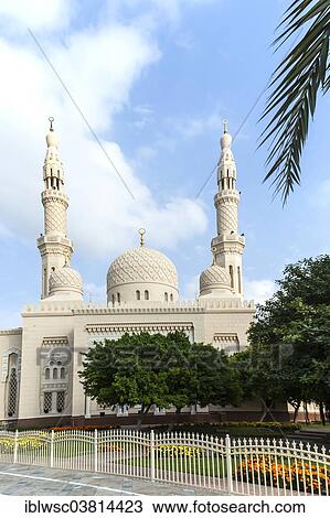 "Jumeirah Mosque in Dubai City, Dubai, United Arab Emirates, Asia" View Large Photo Image Stock Image - "Jumeirah Mosque in Dubai City, Dubai, United Arab Emirates, Asia". Fotosearch