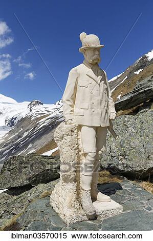 "Kaiser Franz Josef Memorial, Kaiser-Franz-Josefs-Hoehe, Heiligenblut am Grossglockner, Spittal an der Drau, Carinthia, Austria, Europe" View Large Photo Image Stock Photography - "Kaiser Franz Josef Memorial, Kaiser-Franz-Josefs-Hoehe, Heiligenblut am Grossglockner, Spittal an der Drau, Carinthia, Austria, Europe". Fotosearch