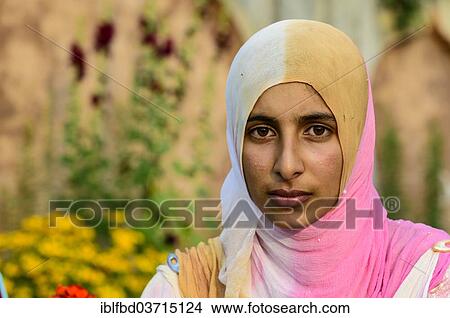 "Kashmiri woman wearing a headscarf, Srinagar, Jammu and Kashmir, India, Asia" View Large Photo Image Picture - "Kashmiri woman wearing a headscarf, Srinagar, Jammu and Kashmir, India, Asia". Fotosearch