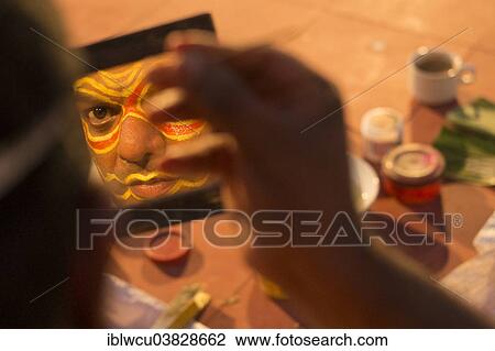 "Kathakali dancer applying makeup in preparation for his performance, Varkala, Kerala, South India, India, Asia" View Large Photo Image Stock Image - "Kathakali dancer applying makeup in preparation for his performance, Varkala, Kerala, South India, India, Asia". Fotosearch