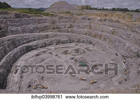 Stock Image - "Koidu 1"""" diamond mine, part of diamond company Koidu Ltd., Koidu Kimberlite Project, Koidu, Koidu-Sefadu, Tankoro Chiefdom, Kono District, Eastern Province, Sierra Leone, Africa". Fotosearch