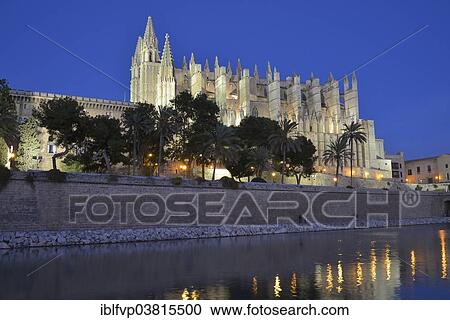 "La Seu Cathedral, Palma Cathedral, at dusk, Palma, Majorca, Balearic Islands, Spain, Europe" View Large Photo Image Stock Image - "La Seu Cathedral, Palma Cathedral, at dusk, Palma, Majorca, Balearic Islands, Spain, Europe". Fotosearch