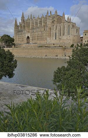 Stock Photograph - "La Seu Cathedral, Palma Cathedral, Palma, Majorca, Balearic Islands, Spain, Europe". Fotosearch