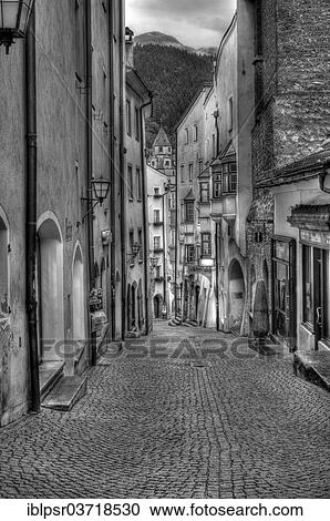 "Langer Graben street with Muenzerturm or Mint Tower at the rear, Hall in Tirol, Tyrol, Austria, Europe" View Large Photo Image Stock Image - "Langer Graben street with Muenzerturm or Mint Tower at the rear, Hall in Tirol, Tyrol, Austria, Europe". Fotosearch