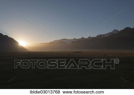 "Last evening light illuminating a valley south of Vatnajokull or Vatna Glacier, Sud Island, Sudisland, Iceland, Europe" View Large Photo Image Stock Photo - "Last evening light illuminating a valley south of Vatnajokull or Vatna Glacier, Sud Island, Sudisland, Iceland, Europe". Fotosearch