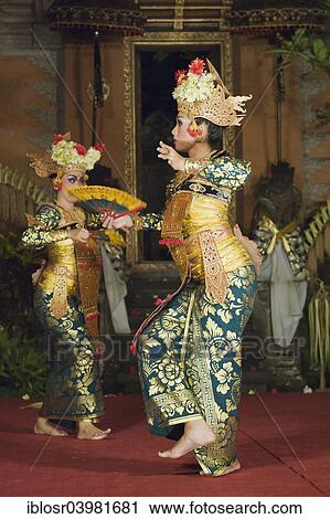 "Legong dance at Puri Saren Palace, Ubud, Bali, Indonesia, Asia" View Large Photo Image Stock Image - "Legong dance at Puri Saren Palace, Ubud, Bali, Indonesia, Asia". Fotosearch