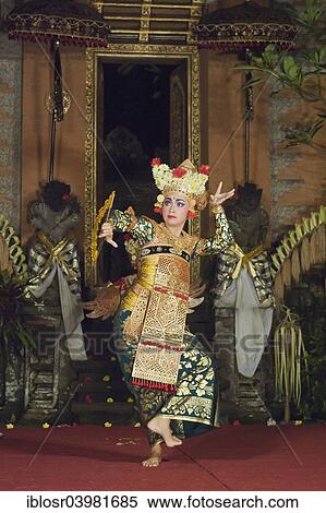 "Legong dance at Puri Saren Palace, Ubud, Bali, Indonesia, Asia" View Large Photo Image Stock Photography - "Legong dance at Puri Saren Palace, Ubud, Bali, Indonesia, Asia". Fotosearch