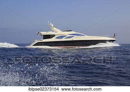 "Leonardo II, a cruiser built by Azimut, type of boat: Leonardo 98, length: 30. 15 m, built in 2004, French Riviera, France, Mediterranean Sea, Europe" View Large Photo Image Picture - "Leonardo II, a cruiser built by Azimut, type of boat: Leonardo 98, length: 30. 15 m, built in 2004, French Riviera, France, Mediterranean Sea, Europe". Fotosearch