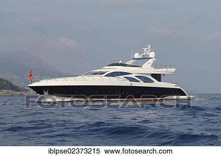 "Leonardo II, a cruiser built by Azimut, type of boat: Leonardo 98, length: 30. 15 m, built in 2004, French Riviera, France, Mediterranean Sea, Europe" View Large Photo Image Stock Photography - "Leonardo II, a cruiser built by Azimut, type of boat: Leonardo 98, length: 30. 15 m, built in 2004, French Riviera, France, Mediterranean Sea, Europe". Fotosearch