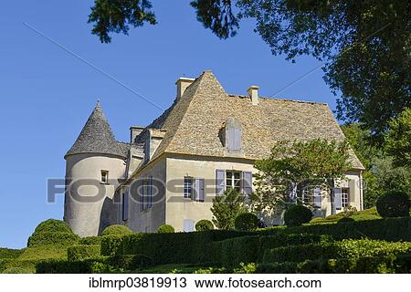 "Les Jardins suspendus de Marqueyssac gardens, boxwood garden, Vezac, Departement Dordogne, Perigord Region, France, Europe" View Large Photo Image Stock Image - "Les Jardins suspendus de Marqueyssac gardens, boxwood garden, Vezac, Departement Dordogne, Perigord Region, France, Europe". Fotosearch