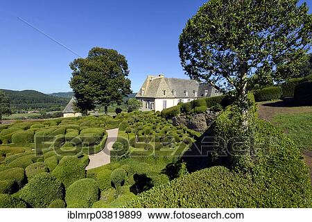 Stock Photo - "Les Jardins suspendus de Marqueyssac gardens, boxwood garden, Vezac, Departement Dordogne, Perigord Region, France, Europe". Fotosearch