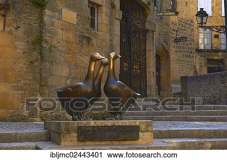 "Les Oies, geese sculpture in a square by Lalanne, Place du Marche aux Oies, Sarlat or Sarlat-la-Caneda, Dordogne, Aquitaine, France, Europe" View Large Photo Image Stock Image - "Les Oies, geese sculpture in a square by Lalanne, Place du Marche aux Oies, Sarlat or Sarlat-la-Caneda, Dordogne, Aquitaine, France, Europe". Fotosearch
