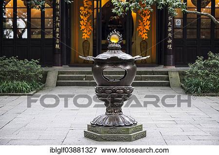 Stock Photo - "Liuhe Temple, Hangzhou, Zhejiang Province, China, Asia". Fotosearch