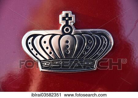 "Logo of a crown on a vintage Citroen Traction Avant, built around 1951, Messe Karlsruhe, Karlsruhe, Baden-Wurttemberg, Germany, Europe" View Large Photo Image Stock Image - "Logo of a crown on a vintage Citroen Traction Avant, built around 1951, Messe Karlsruhe, Karlsruhe, Baden-Wurttemberg, Germany, Europe". Fotosearch