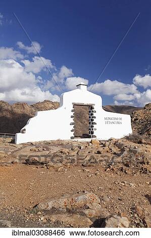 "Lookout Degollada de los Grandadillos, Degollada de Los Grandadillos, Fuerteventura, Canary Islands, Spain, Europe" View Large Photo Image Stock Photograph - "Lookout Degollada de los Grandadillos, Degollada de Los Grandadillos, Fuerteventura, Canary Islands, Spain, Europe". Fotosearch
