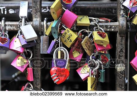 "Love locks at Juliet's House, Casa di Giulietta, Verona, Veneto, Italy, Europe" View Large Photo Image Stock Photo - "Love locks at Juliet's House, Casa di Giulietta, Verona, Veneto, Italy, Europe". Fotosearch