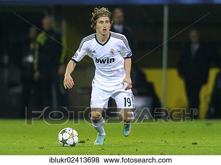 Stock Photo - Luka Modric, Real Madrid, UEFA Champions League, Borussia Dortmund vs Real Madrid, 2-1, Signal Iduna Park stadium, Dortmund, North Rhine-Westphalia, Germany, Europe. Fotosearch