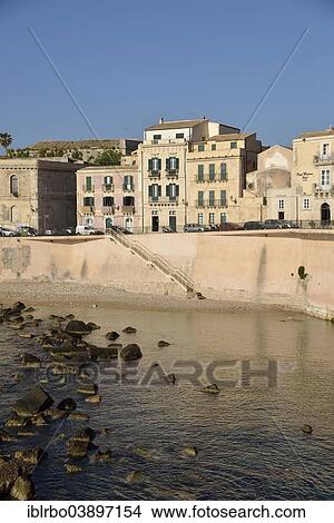 "Lungomare d'Ortigia waterside promenade, Syracuse, Province of Syracuse, Sicily, Italy, Europe" View Large Photo Image Picture - "Lungomare d'Ortigia waterside promenade, Syracuse, Province of Syracuse, Sicily, Italy, Europe". Fotosearch