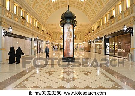 Luxury Stores Luxury Shopping Centre Villaggio Mall Designed In