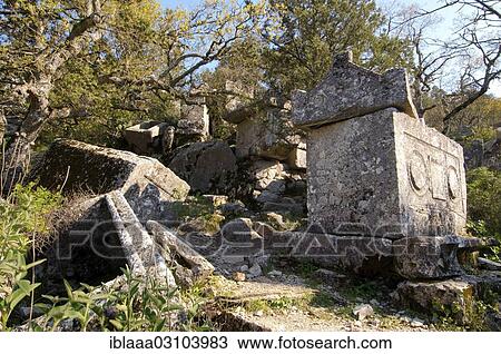 Stock Image - "Lycian sarcophagus, antique city of Termessos, near Antalya, Taurus Mountains, Antalya Province, Mediterranean Region, Turkey, Asia". Fotosearch