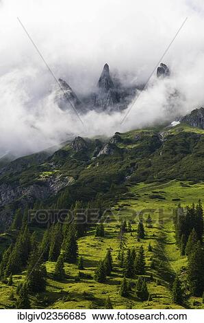 "Mandlwaende rock faces, Hochkoenig massif, Muehlbach, Salzburg, Austria, Europe" View Large Photo Image Stock Photography - "Mandlwaende rock faces, Hochkoenig massif, Muehlbach, Salzburg, Austria, Europe". Fotosearch