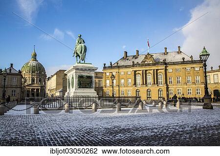"Marmorkirken, Marble Church or Frederik's Church and Amalienborg Palace, Royal Castle, the residence of the Danish royal family, Copenhagen, Capital Region of Denmark, Denmark, Europe" View Large Photo Image Stock Image - "Marmorkirken, Marble Church or Frederik's Church and Amalienborg Palace, Royal Castle, the residence of the Danish royal family, Copenhagen, Capital Region of Denmark, Denmark, Europe". Fotosearch