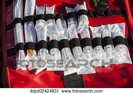 Stock Image - Medical emergency kit during an emergency exercise with numerous rescue organisations and the police taking part, Duelmen, North Rhine-Westphalia, Germany, Europe. Fotosearch
