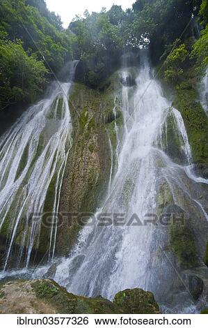Stock Photograph - "Mele-Maat Cascades, Mele Maat, Efate Island, Shefa Province, Vanuatu, Oceania". Fotosearch