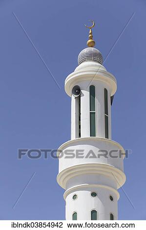 "Minaret with a golden crescent moon, Bilad Mosque, Sur, Ash Sharqiyah, Oman, Asia" View Large Photo Image Stock Image - "Minaret with a golden crescent moon, Bilad Mosque, Sur, Ash Sharqiyah, Oman, Asia". Fotosearch