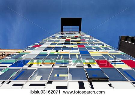 Stock Image - "Modern Architecture at Medienhafen, media harbour, Dusseldorf, Rhineland, North Rhine-Westphalia, Germany, Europe". Fotosearch