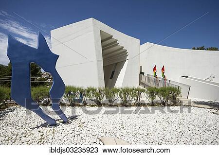 "Modern building, Galerie Weil art gallery, architect Daniel Libeskind, Port d'Andratx, Majorca, Balearic Islands, Spain, Europe" View Large Photo Image Stock Image - "Modern building, Galerie Weil art gallery, architect Daniel Libeskind, Port d'Andratx, Majorca, Balearic Islands, Spain, Europe". Fotosearch