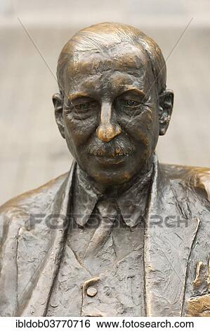 Stock Photograph - "Monument, Emmerich Kalman, Budapest, Hungary, Europe". Fotosearch