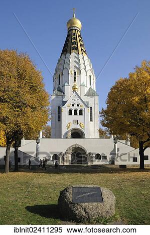 Stock Photography - "Monument to the Battle of the Nations 1813, Russian St. -Alexi-Gedaechtniskirche church at the back, Leipzig, Saxony, Germany, Europe". Fotosearch