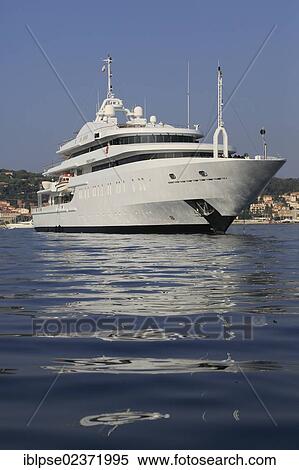 "Moonlight II, a cruiser built by Neorion, length: 85. 30 m, built in 2005, off Cap Ferrat, French Riviera, France, Mediterranean Sea, Europe" View Large Photo Image Stock Photography - "Moonlight II, a cruiser built by Neorion, length: 85. 30 m, built in 2005, off Cap Ferrat, French Riviera, France, Mediterranean Sea, Europe". Fotosearch