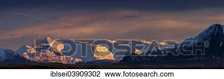 "Mountain range in the morning light, Reykjavik, Capital Region, Iceland, Europe" View Large Photo Image Stock Image - "Mountain range in the morning light, Reykjavik, Capital Region, Iceland, Europe". Fotosearch