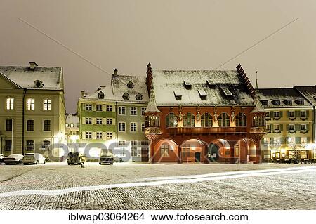 Picture - "Muensterplatz square in winter, Freiburg, Freiburg im Breisgau, Baden-Wurttemberg, Germany, Europe". Fotosearch
