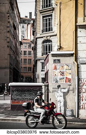 "Mural, Fresque des Lyonnais, Fresco of the People of Lyon, by artist group CiteCreation, 1994-95, Lyon, Rhone-Alpes, France, Europe" View Large Photo Image Stock Photograph - "Mural, Fresque des Lyonnais, Fresco of the People of Lyon, by artist group CiteCreation, 1994-95, Lyon, Rhone-Alpes, France, Europe". Fotosearch