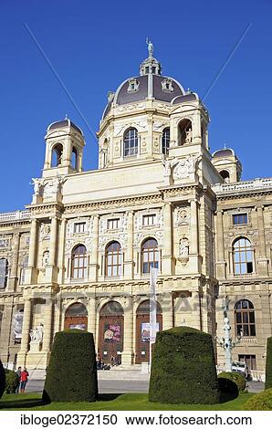 Stock Image - "Natural History Museum, Vienna, Austria, Europe". Fotosearch