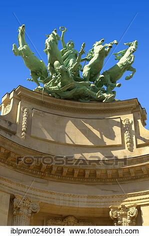 Picture - "Nef du Grand Palais, Paris, France, Europe". Fotosearch