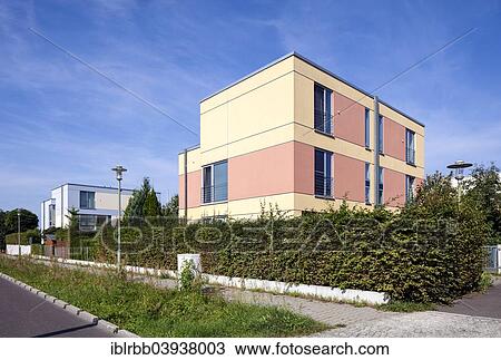 "Neue Gartenstadt Falkenberg housing estate, Bohnsdorf, Berlin, Germany, Europe" View Large Photo Image Stock Image - "Neue Gartenstadt Falkenberg housing estate, Bohnsdorf, Berlin, Germany, Europe". Fotosearch