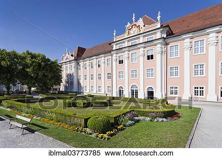 "Neues Schloss Castle, Meersburg, Baden-Wurttemberg, Germany, Europe" View Large Photo Image Stock Photography - "Neues Schloss Castle, Meersburg, Baden-Wurttemberg, Germany, Europe". Fotosearch