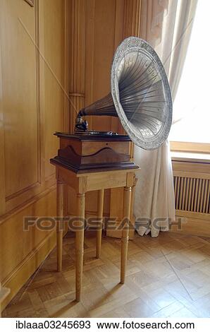 "Old gramophone in the music room, Livadia Palace, near Yalta, Crimea, Ukraine, Europe" View Large Photo Image Stock Image - "Old gramophone in the music room, Livadia Palace, near Yalta, Crimea, Ukraine, Europe". Fotosearch