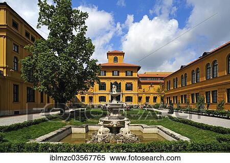 Stock Photography - "Old"""" Lenbachhaus, Municipal Gallery, with gardens and a fountain, Munchen, Upper Bavaria, Bavaria, Germany, Europe". Fotosearch