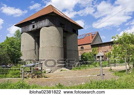 "Old silos in Leuenberg, Hoehenland municipality, Brandenburg, Germany, Europe" View Large Photo Image Stock Image - "Old silos in Leuenberg, Hoehenland municipality, Brandenburg, Germany, Europe". Fotosearch
