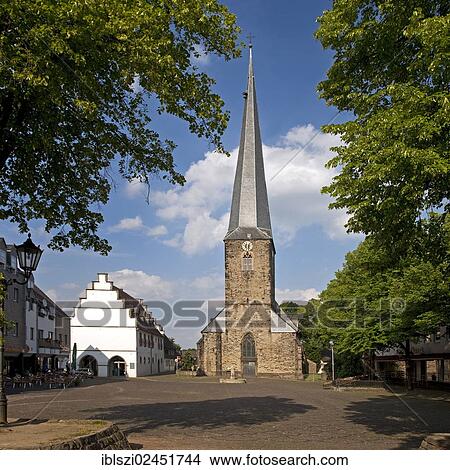 "Old Town Hall with the St. Victor's Church in the marketplace, Schwerte, Ruhr area, North Rhine-Westphalia, Germany, Europe, PublicGround, Europe" View Large Photo Image Picture - "Old Town Hall with the St. Victor's Church in the marketplace, Schwerte, Ruhr area, North Rhine-Westphalia, Germany, Europe, PublicGround, Europe". Fotosearch