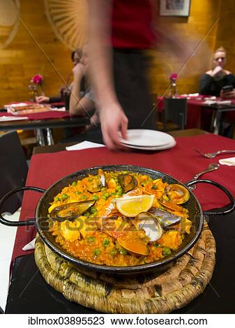 "Paella served in a tapas bar, Rambla de Catalunya, Barcelona, ​​Catalonia, Spain, Europe" View Large Photo Image Stock Image - "Paella served in a tapas bar, Rambla de Catalunya, Barcelona, ​​Catalonia, Spain, Europe". Fotosearch
