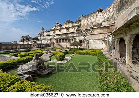 Stock Image - "Palace gardens, Taragarh Fort, Bundi, Rajasthan, India, Asia". Fotosearch