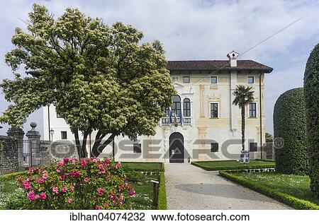 "Palazzo di Sopra, Spilimbergo, Friuli-Venezia Giulia, Italy, Europe" View Large Photo Image Stock Image - "Palazzo di Sopra, Spilimbergo, Friuli-Venezia Giulia, Italy, Europe". Fotosearch