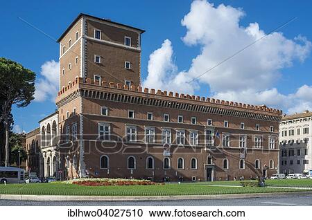 "Palazzo Venezia, Early Renaissance, official residence of Mussolini, now a museum and National Art Library, Rione Trevi II, Rome, Lazio, Italy, Europe" View Large Photo Image Stock Image - "Palazzo Venezia, Early Renaissance, official residence of Mussolini, now a museum and National Art Library, Rione Trevi II, Rome, Lazio, Italy, Europe". Fotosearch